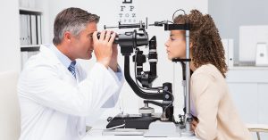 La importancia de los exámenes oculares regulares