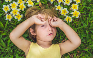 Niños y alergias oculares: señales de alerta para familias